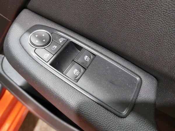 Used Renault Clio 2020 for sale - 76213127: Photo 18