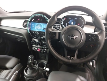 Used MINI Hatch 2023 for sale - 79615203: Photo