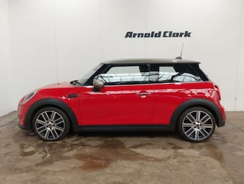 Used MINI Hatch 2023 for sale - 79615203: Photo