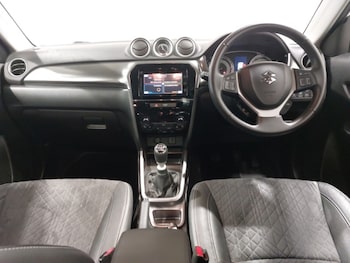 Used Suzuki Vitara 2018 for sale - 76518919: Photo