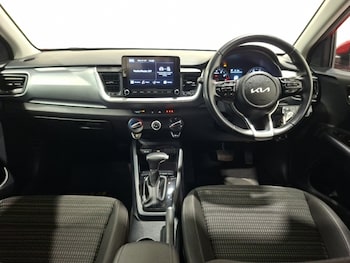 Used Kia Stonic 2023 for sale - 78905687: Photo