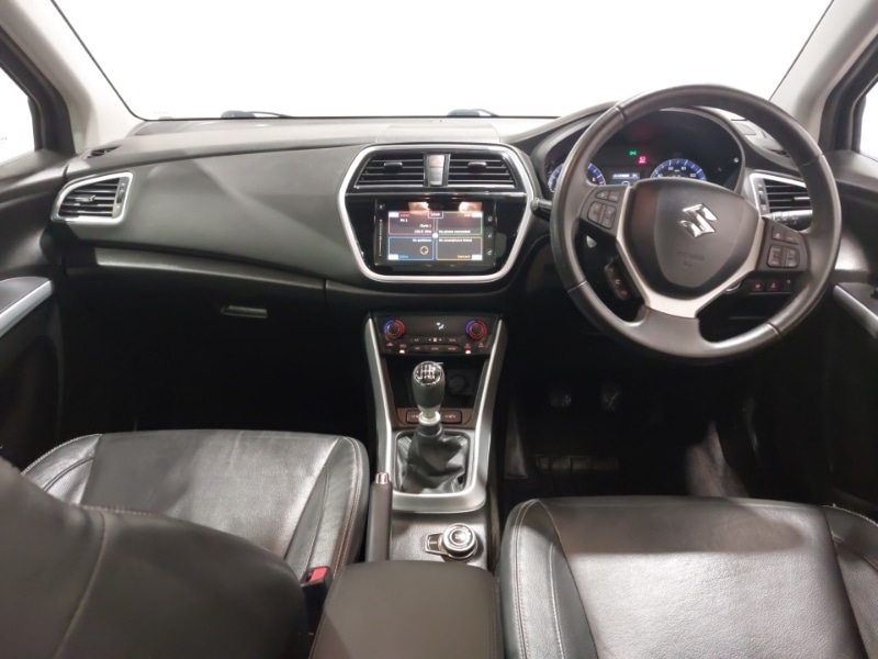 Used Suzuki SX4 S-Cross 2017 for sale - 77933538: Photo 2