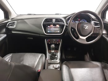 Used Suzuki SX4 S-Cross 2017 for sale - 77933538: Photo