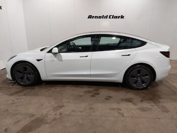 Used Tesla Model 3 2021 for sale - 77012561: Photo