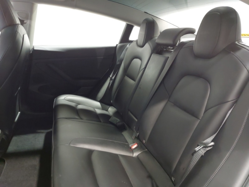 Used Tesla Model 3 2021 for sale - 77012561: Photo 6