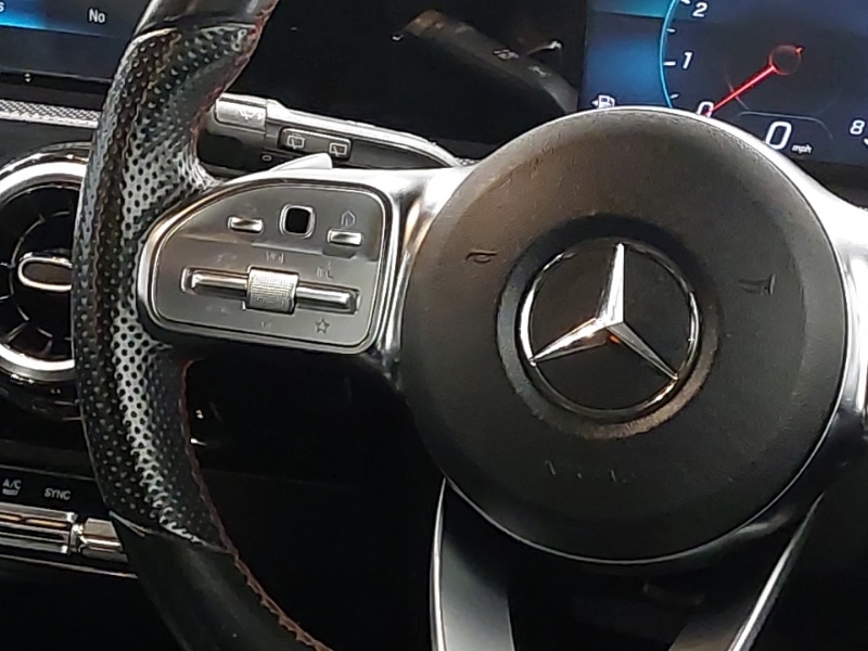 Used Mercedes-Benz A-Class 2018 for sale - 77922723: Photo 11