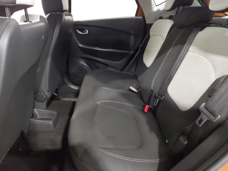 Used Renault Captur 2018 for sale - 77777272: Photo 6