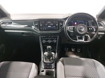 Used Volkswagen T-Roc 2019 for sale - 78498591: Photo