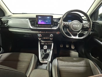 Used Kia Stonic 2021 for sale - 79044490: Photo