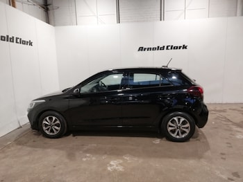 Used Hyundai i20 2019 for sale - 77070298: Photo