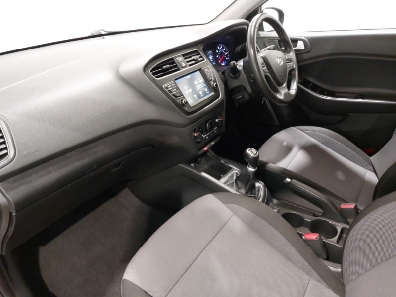 Used Hyundai i20 2019 for sale - 77070298: Photo 5