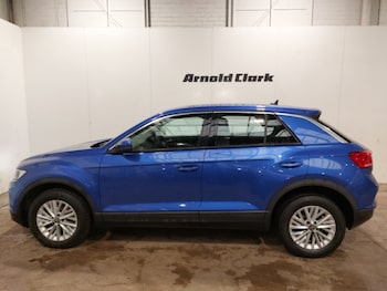 Used Volkswagen T-Roc 2021 for sale - 78849025: Photo