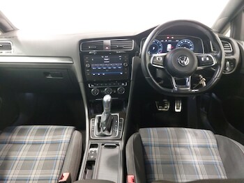 Used Volkswagen Golf 2018 for sale - 78546394: Photo