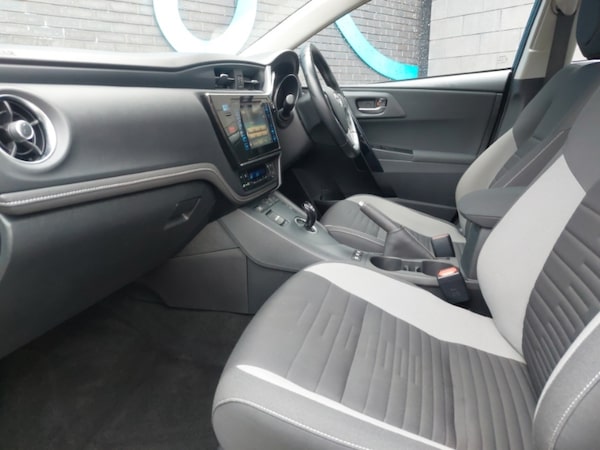 Used Toyota Auris 2017 for sale - 76254776: Photo 5