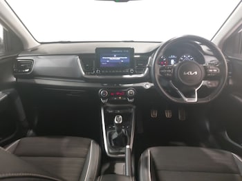 Used Kia Stonic 2023 for sale - 78905684: Photo