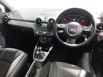 Used Audi A1 2018 for sale - 77678247: Photo