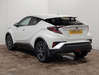 Used Toyota C-HR 2019 for sale - 75518582: Photo
