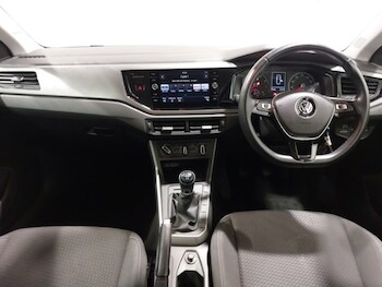 Used Volkswagen Polo 2019 for sale - 77208958: Photo