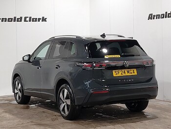 Used Volkswagen Tiguan 2024 for sale - 77343344: Photo