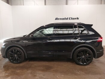 Used Volkswagen Tiguan 2024 for sale - 78683936: Photo