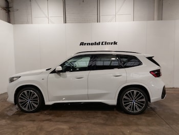 Used BMW iX1 2023 for sale - 76116171: Photo