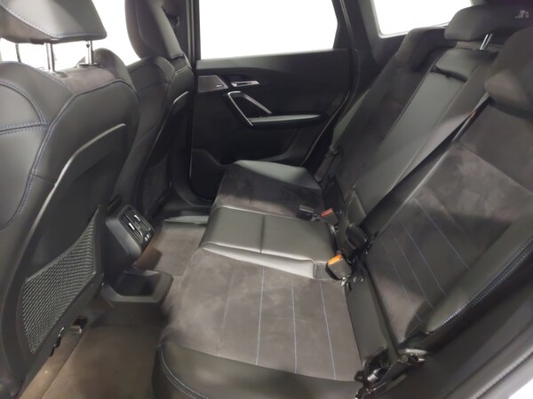 Used BMW iX1 2023 for sale - 76116171: Photo 6