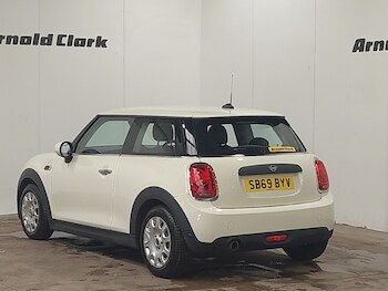 Used MINI Hatch 2019 for sale - 78441639: Photo