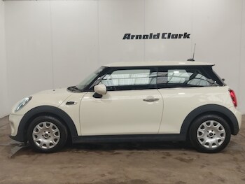 Used MINI Hatch 2019 for sale - 78441639: Photo