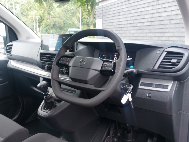 Used Citroen Dispatch 2024 for sale - 76293969: Photo 2