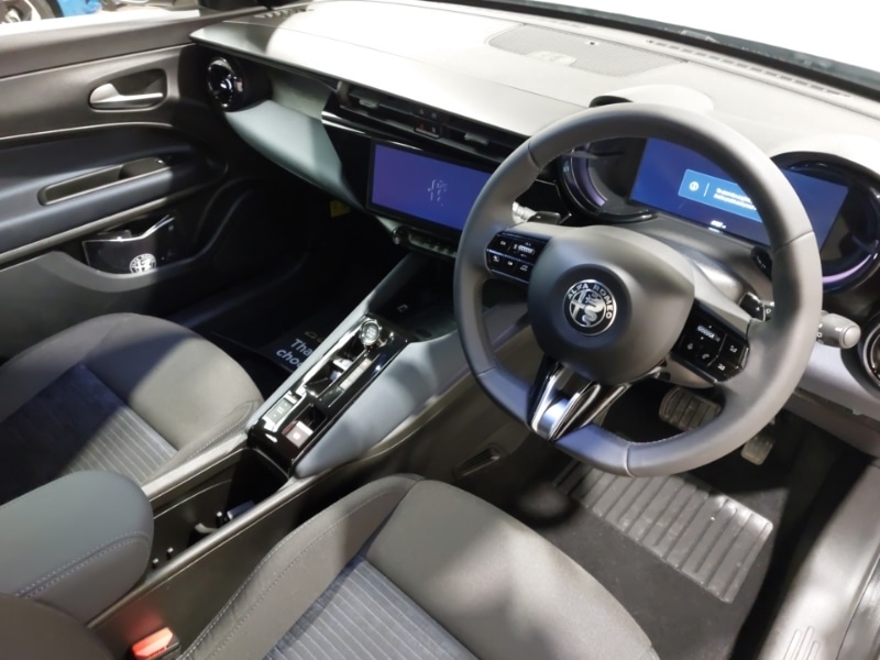 Used Alfa Romeo Junior 2025 for sale - 78032848: Photo 18