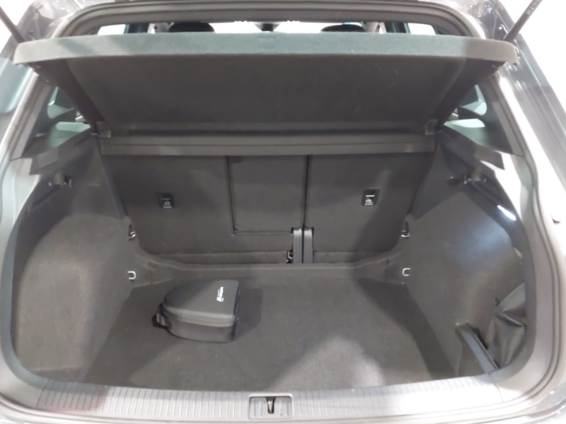Used Volkswagen Tiguan 2023 for sale - 78141247: Photo 8