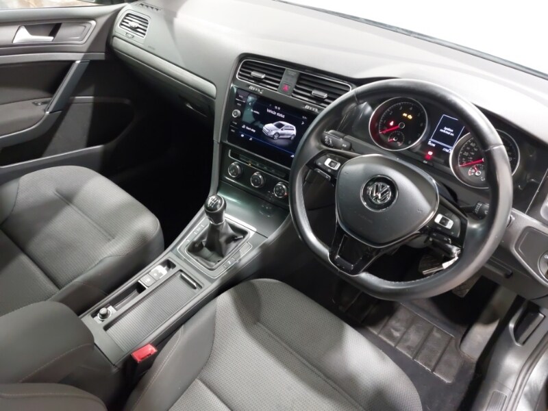 Used Volkswagen Golf 2019 for sale - 77716705: Photo 18