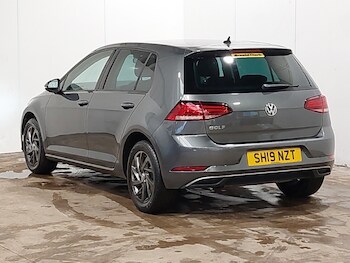 Used Volkswagen Golf 2019 for sale - 77716705: Photo