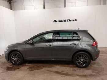 Used Volkswagen Golf 2019 for sale - 77716705: Photo