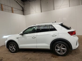 Used Volkswagen T-Roc 2023 for sale - 75695437: Photo