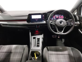 Used Volkswagen Golf 2022 for sale - 77623797: Photo