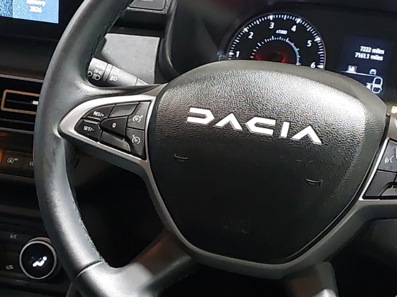 Used Dacia Sandero Stepway 2024 for sale - 77352370: Photo 11