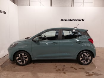 Used Hyundai i10 2024 for sale - 77509268: Photo