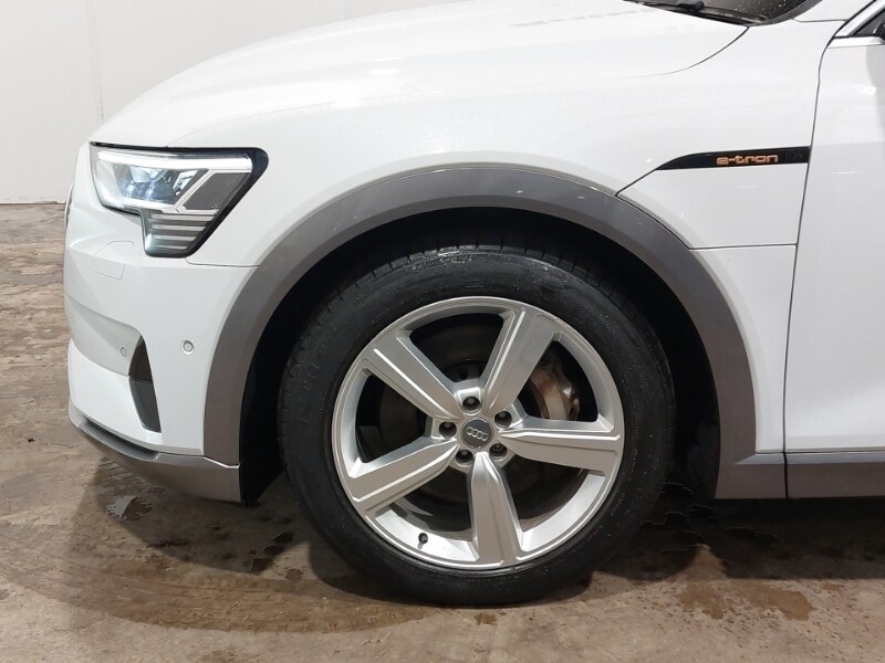 Used Audi e-tron 2020 for sale - 78225313: Photo 13