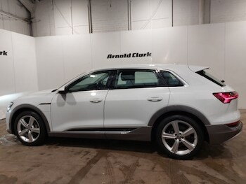 Used Audi e-tron 2020 for sale - 78225313: Photo