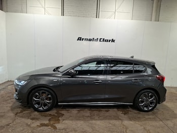 Used Ford Focus 2023 for sale - 79101024: Photo