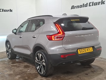 Used Volvo XC40 2025 for sale - 78998182: Photo