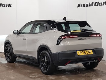 Used Alfa Romeo Junior 2025 for sale - 78238703: Photo