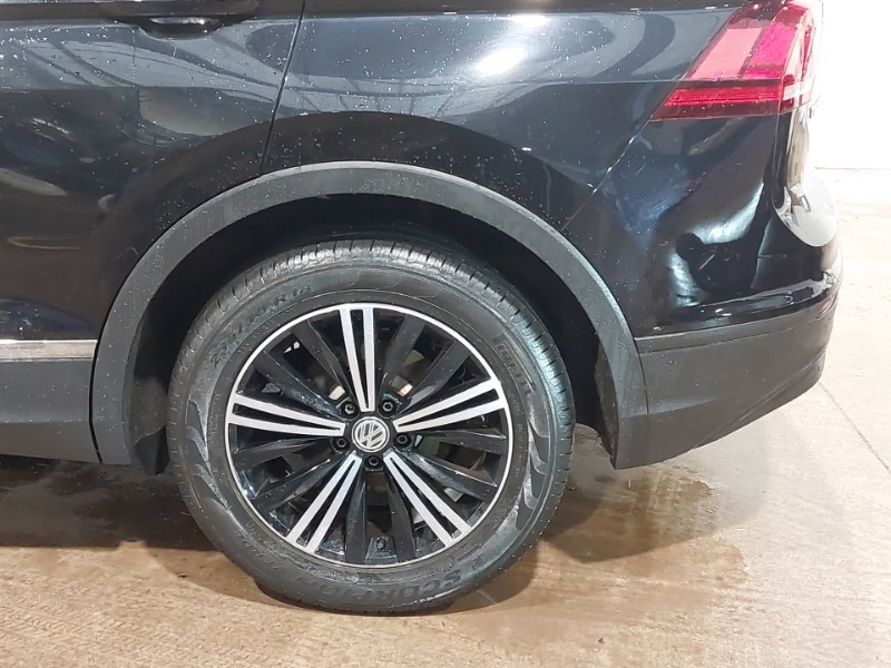 Used Volkswagen Tiguan 2018 for sale - 77669668: Photo 14