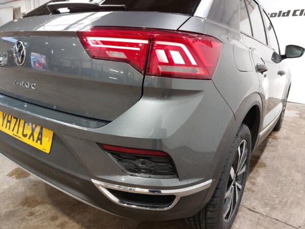 Used Volkswagen T-Roc 2021 for sale - 76233737: Photo 13