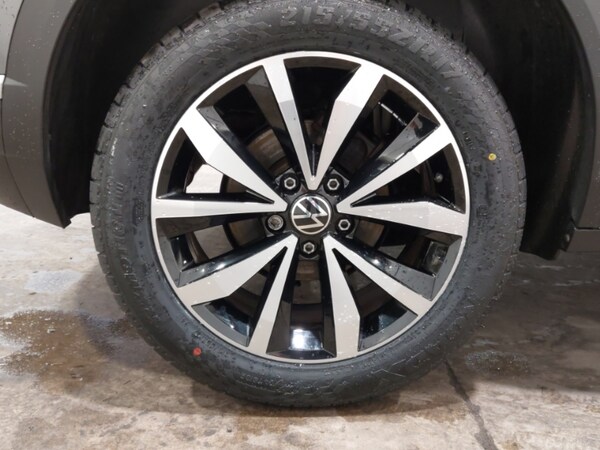 Used Volkswagen T-Roc 2021 for sale - 76233737: Photo 14