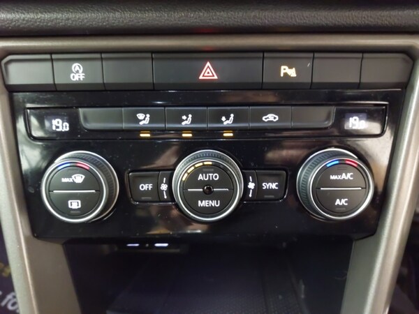 Used Volkswagen T-Roc 2021 for sale - 76233737: Photo 18