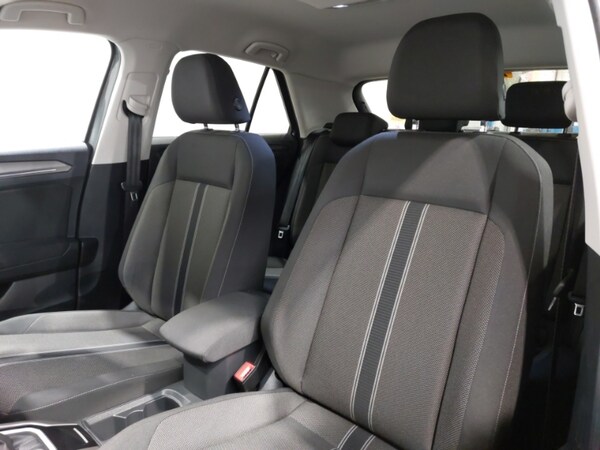 Used Volkswagen T-Roc 2021 for sale - 76233737: Photo 5