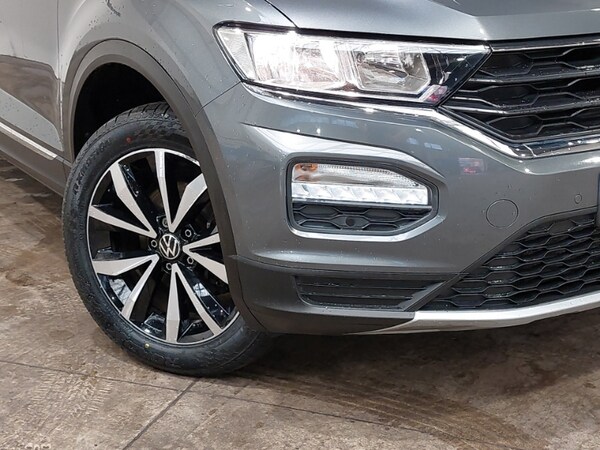 Used Volkswagen T-Roc 2021 for sale - 76233737: Photo 9