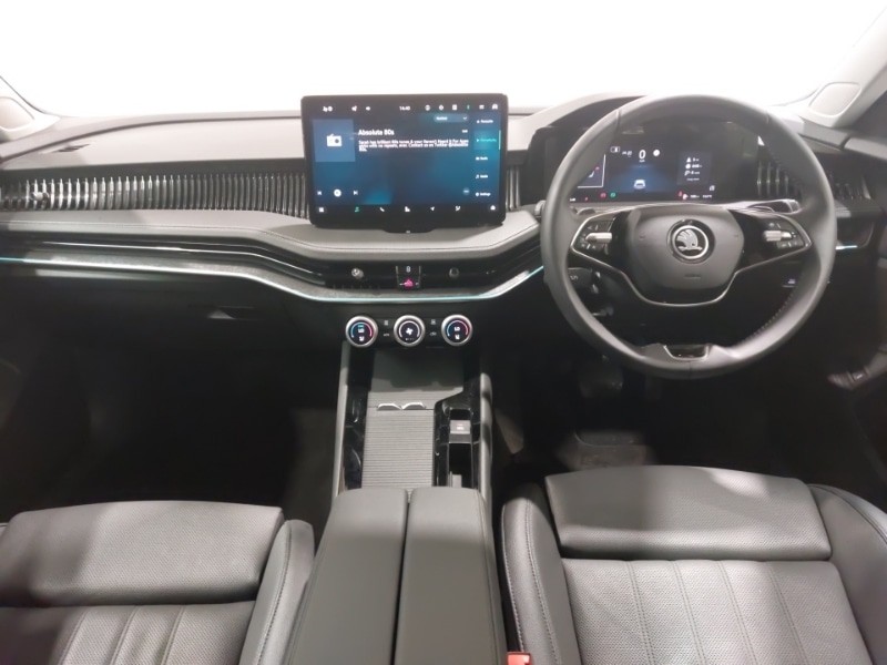 Used Skoda Superb 2024 for sale - 76058722: Photo 2